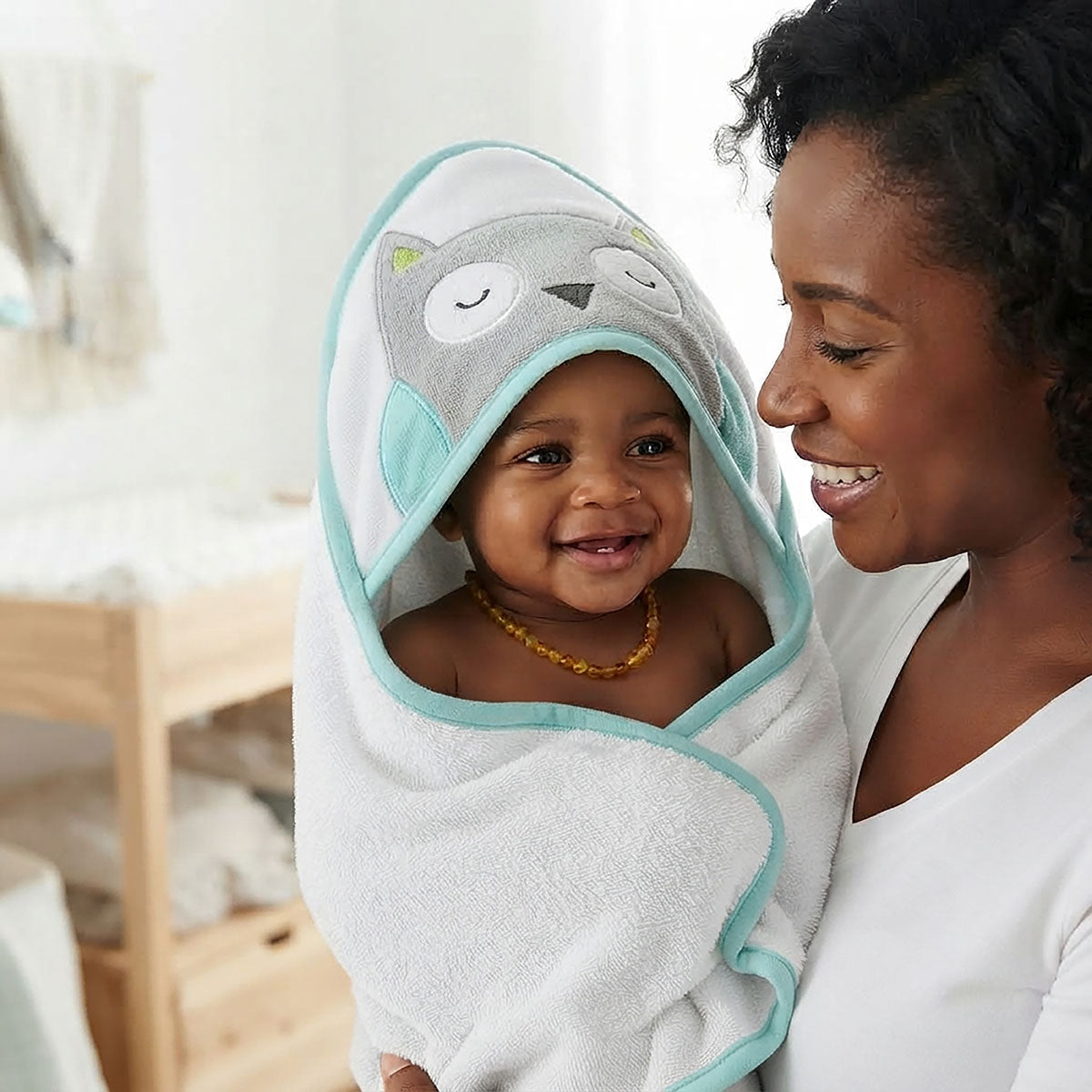 Snuggletime Hooded Towel with 3pk Facecloth Gift Set