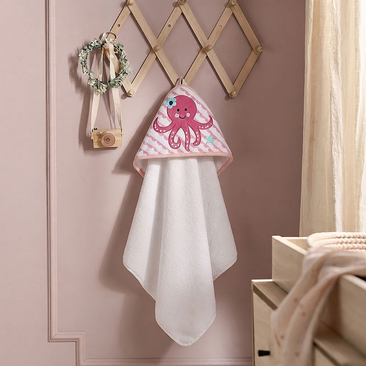 Snuggletime Hooded Towel with 3pk Facecloth Gift Set