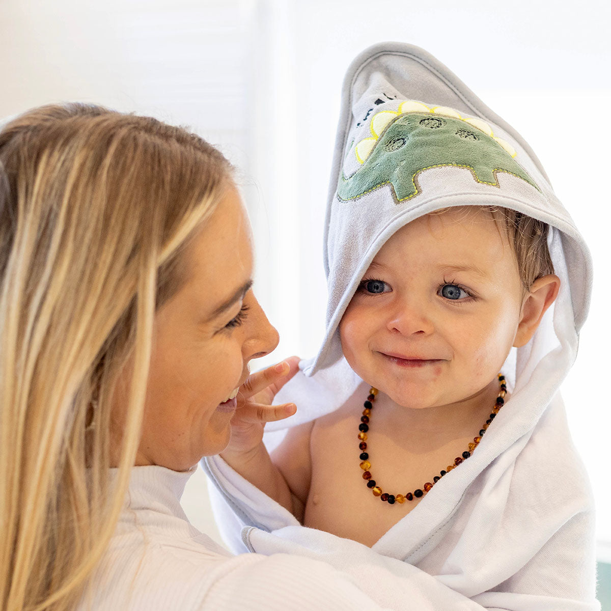 Snuggletime Hooded Towel with 3pk Facecloth Gift Set