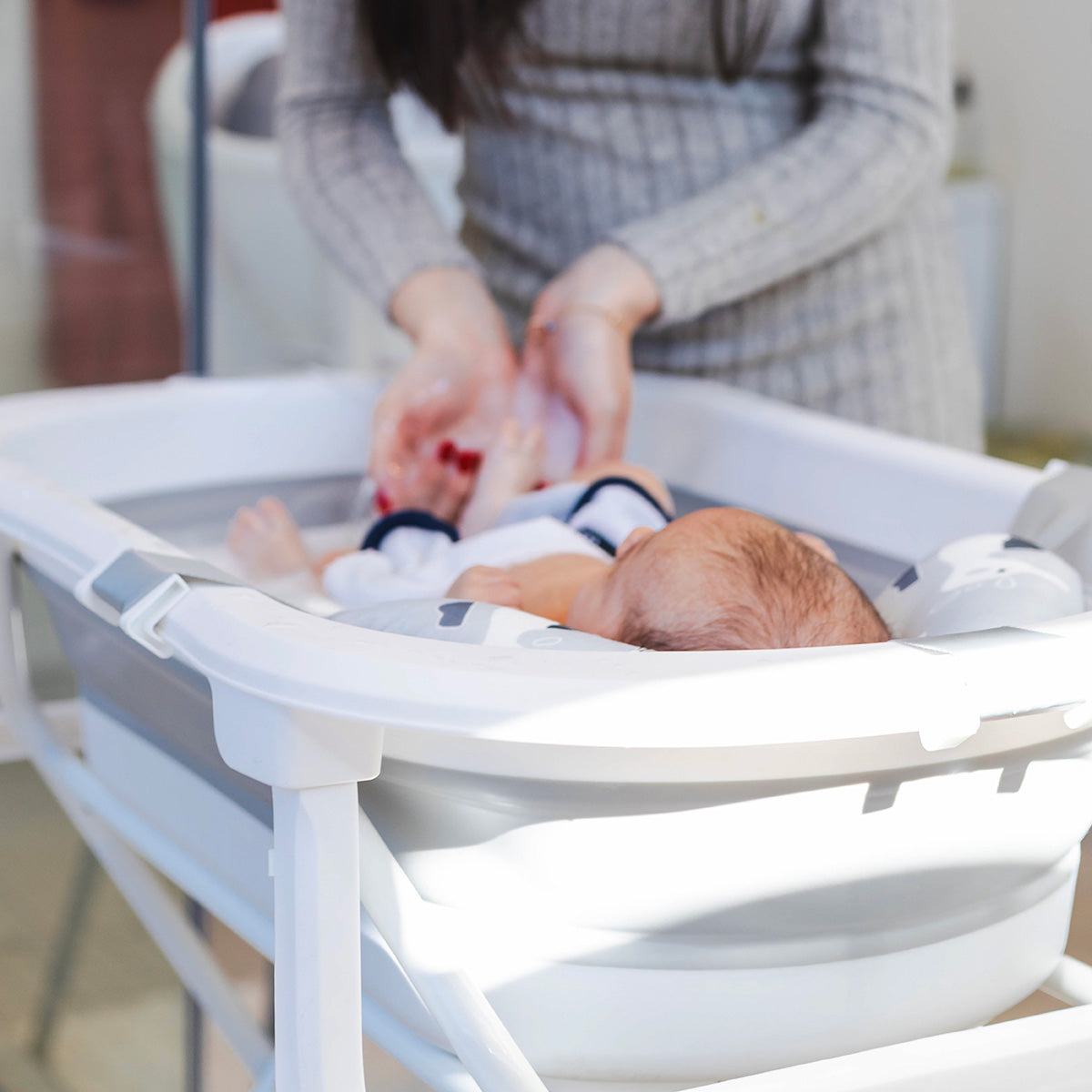 Snuggletime Foldable Newborn Bath Tub Set