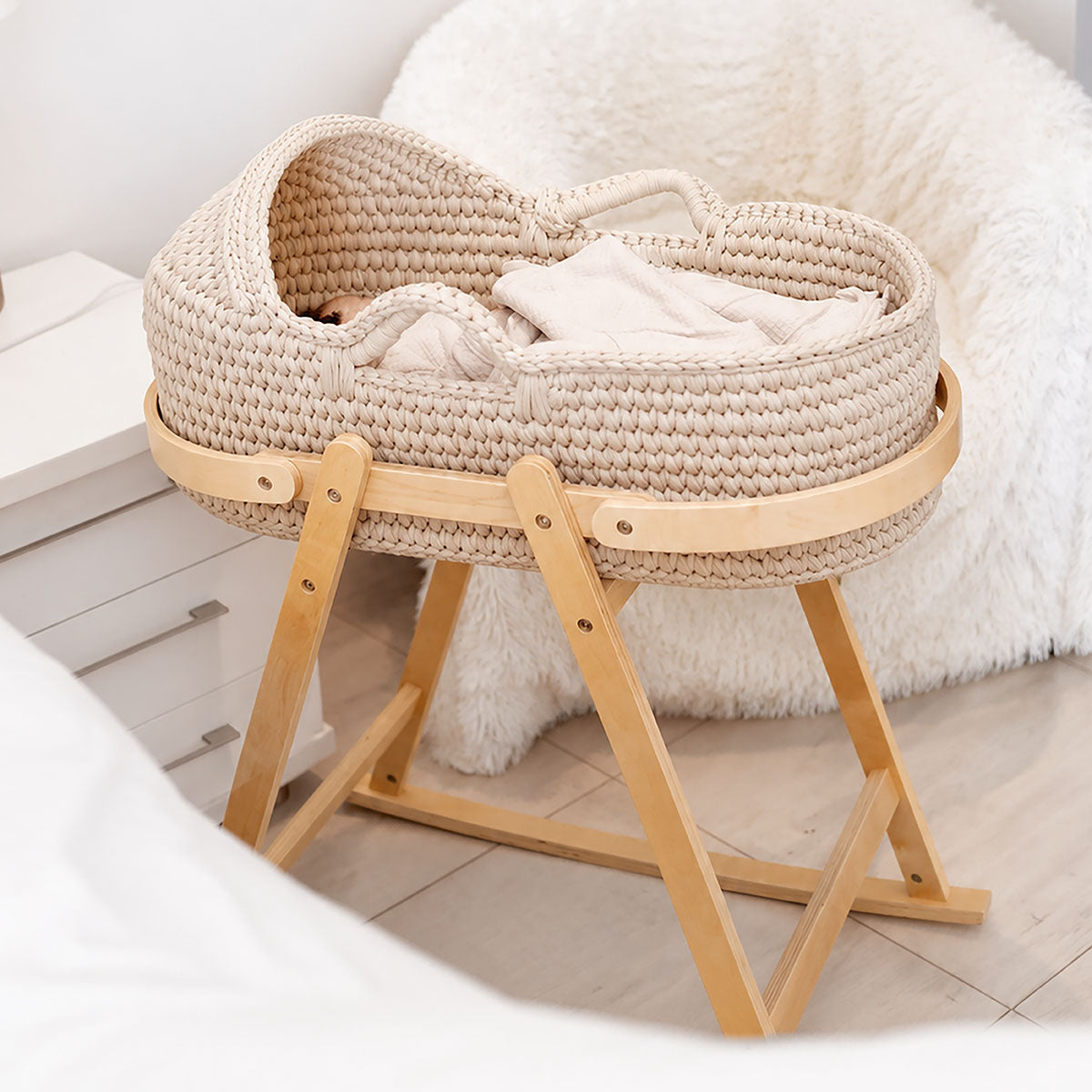 Snuggletime Deluxe Crochet Moses Basket - Beige