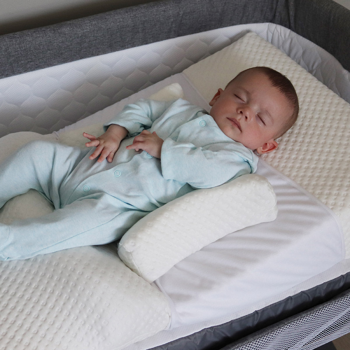 Infant sleep positioner for reflux best sale